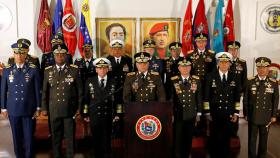 El ministro de Defensa, Vladimir Padrino, en rueda de prensa.