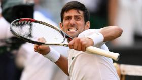 Djokovic, celebrando su victoria ante Nadal en Wimbledon.