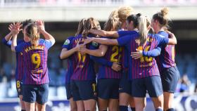 Las jugadoras del Barcelona celebran la victoria ante el Athletic. Foto: fcbarcelona.com