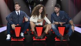 David Bisbal, Rosario Flores y Antonio Orozco.