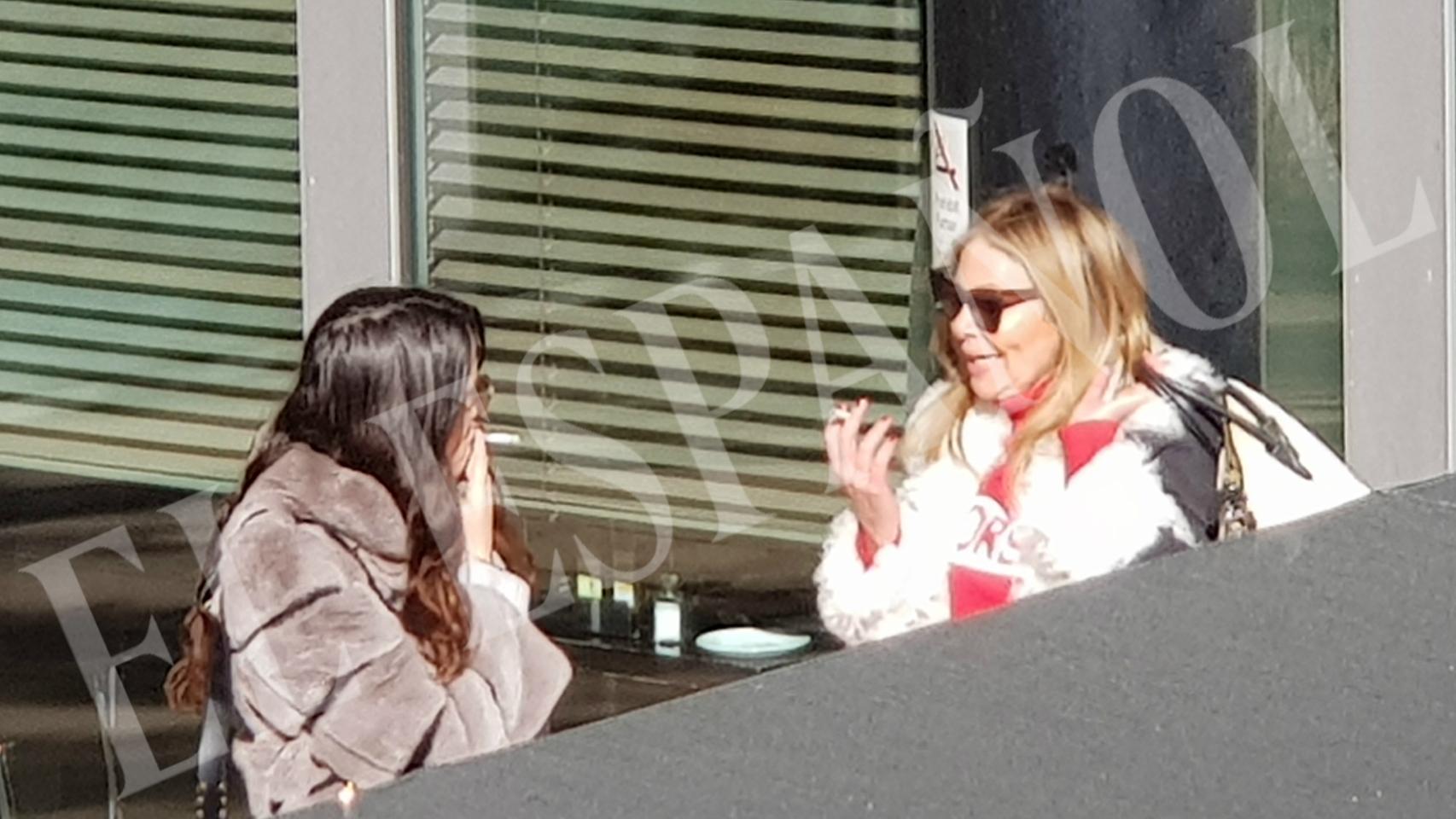 Ana Obregón, a las puertas del Quirónsalud en Barcelona.