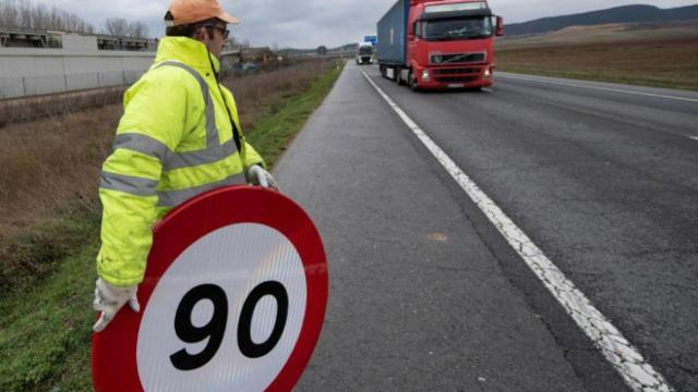 Prohibido superar los 90 km/h en las carreteras secundarias a partir de este martes