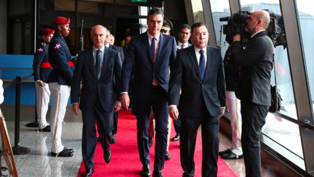 Pedro Sánchez, a su llegada a Santo Domingo (República Dominicana), este martes.