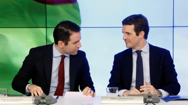 Pablo Casado junto a Teodoro García Egea, durante la reunión del Comité Ejecutivo Nacional.