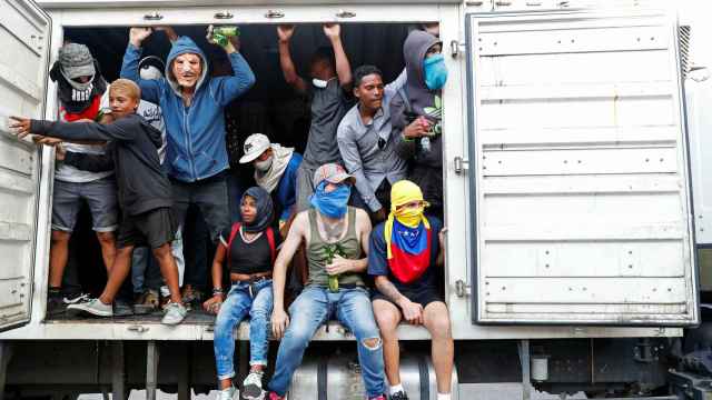Manifestantes de la oposición en Caracas