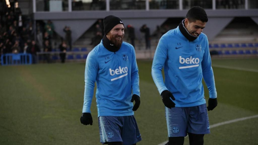 Messi, durante el entrenamiento. Twitter: (@FCBarcelona_es)