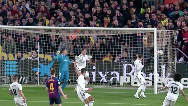 Sergio Ramos, en el gol de Malcom