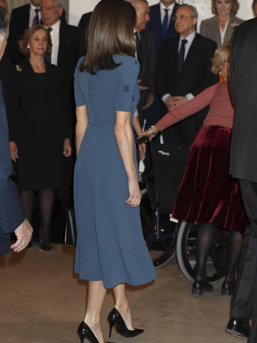 El vestido de Letizia por detrás.