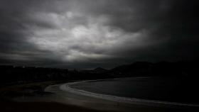 Vista de la playa de La Concha de San Sebastián. Javier Etxezarreta / EFE