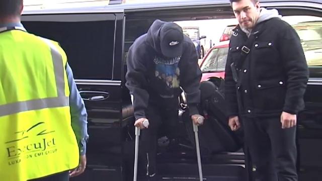 Neymar, en el aeropuerto de Barcelona