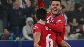 Lucas Hernández celebra un gol con el Atlético