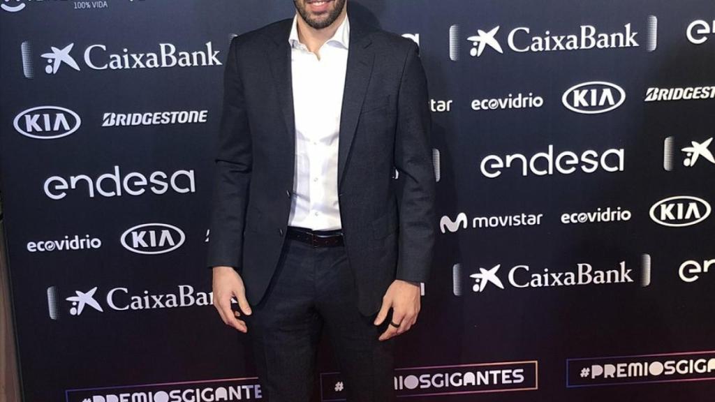 Campazzo en los premios Gigantes del Basket. Foto: Twitter. (@GIGANTESbasket)