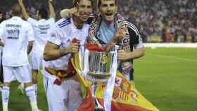 Sergio Ramos y Casillas celebran la Copa del Rey. Foto: sergioramos.com