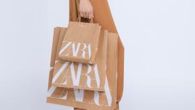 Las nuevas bolsas de papel de Zara.