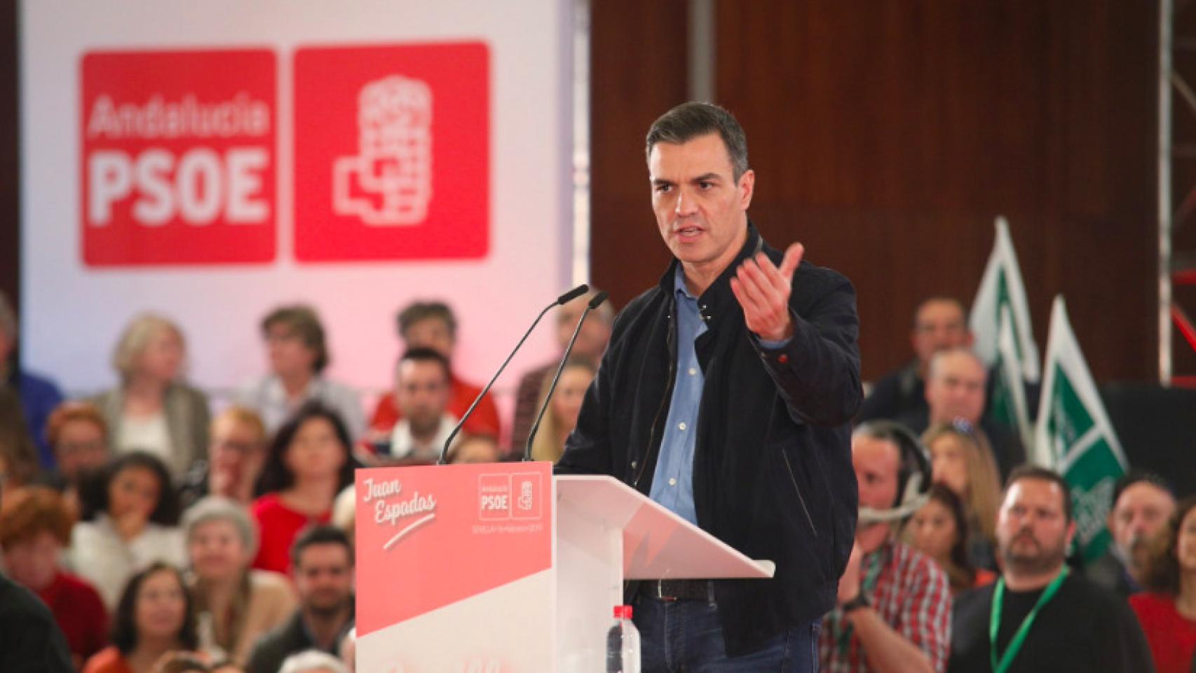 Pedro Sánchez, este sábado en Sevilla durante el mitin con Susana Díaz.