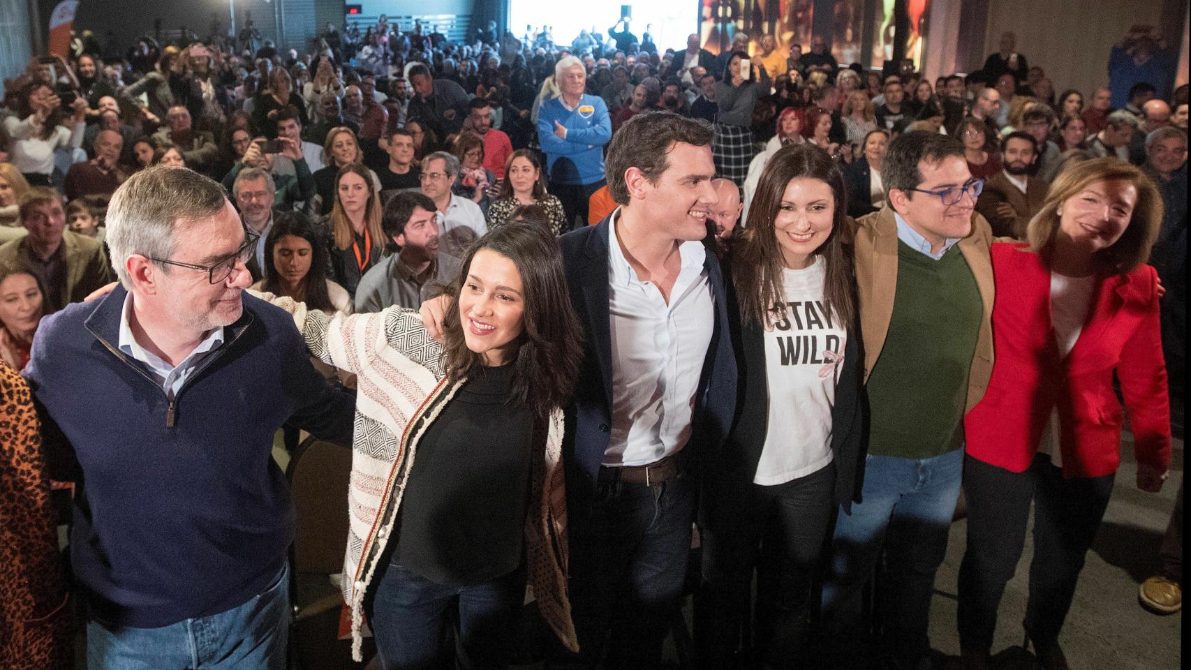 De izquierda a derecha: José Manuel Villegas, Ines Arrimadas, Albert Rivera y Lorena Roldán, en el acto de Barcelona Naranja.