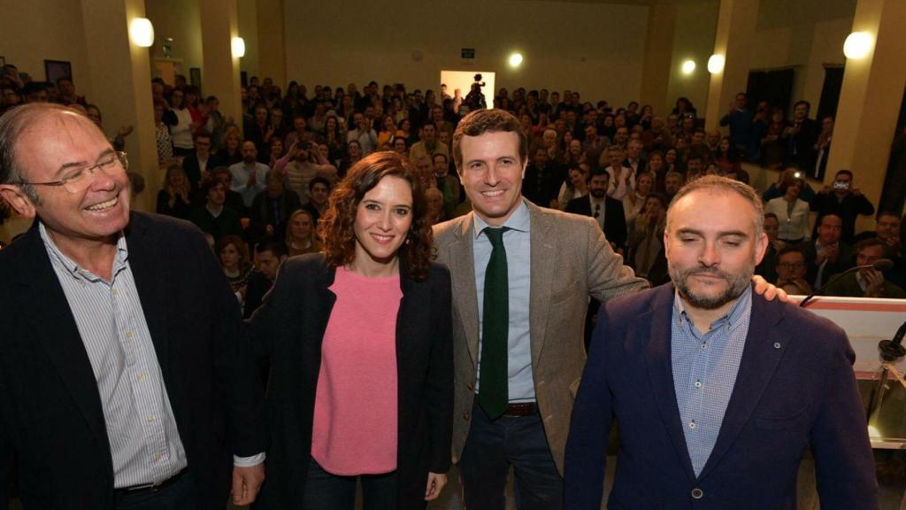 Pablo Casado en Torrelaguna junto a Isabel Díaz-Ayuso y Pío García Escudero.