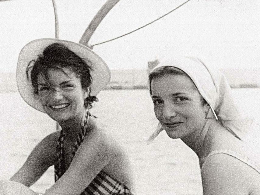 Jackie Kennedy y Lee Radziwill.