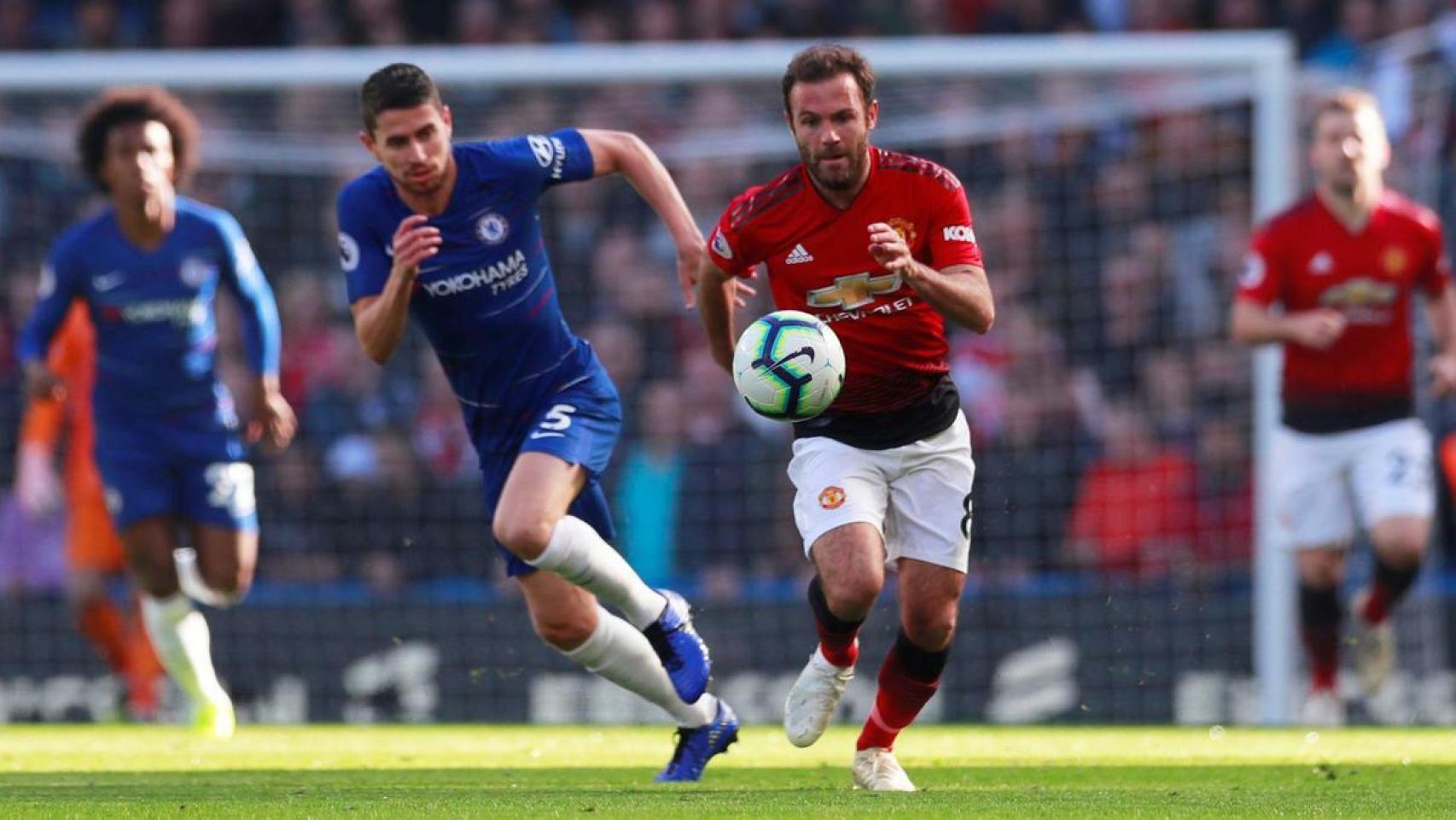 Mata en el partido ante el Chelsea