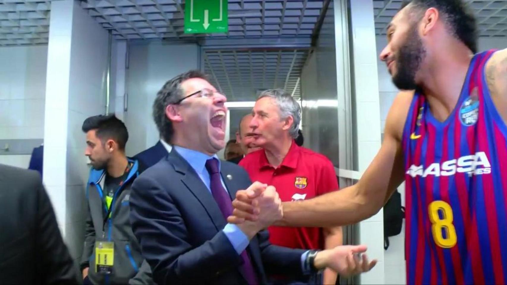 Bartomeu celebrando tras la victoria en la Copa