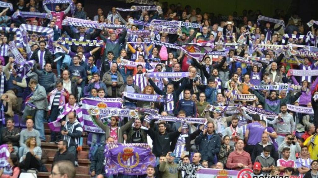 aficion ambiente playoff futbol real valladolid sporting gijon 13