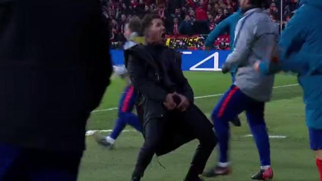 Polémica celebración de Simeone. Foto: Twitter (@chirichampions)