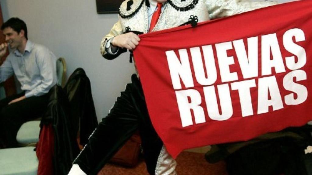 Michael O'Leary, CEO de Ryanair, vestido de torero.