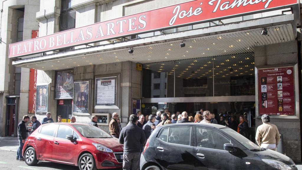 La asamblea de Vox ha tenido lugar en el Teatro Bellas Artes de Madrid.