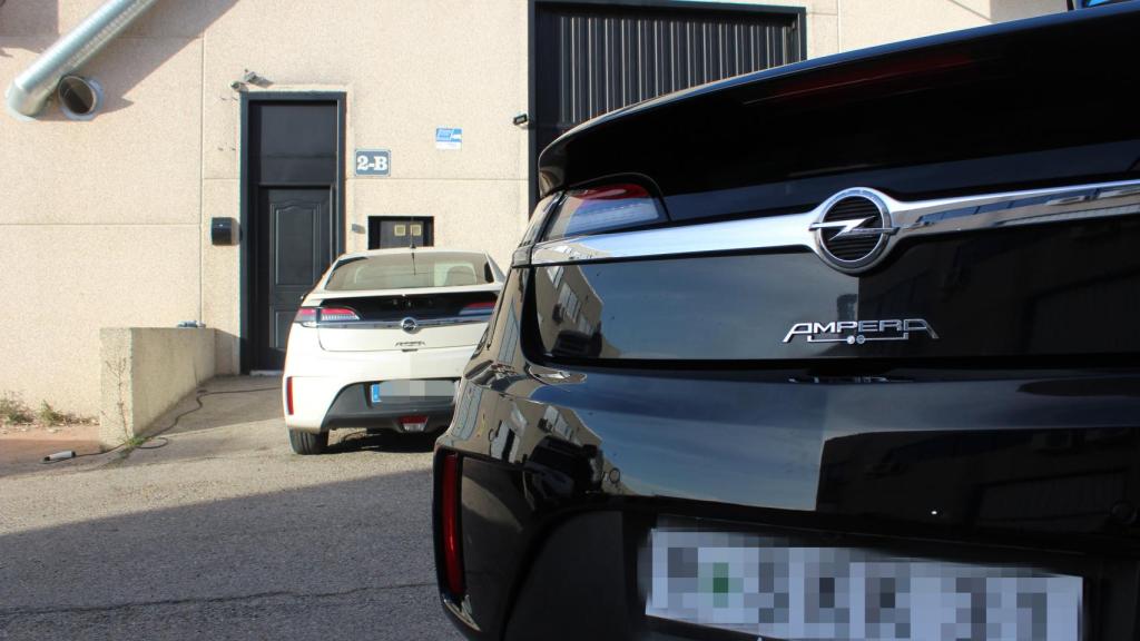 Trasera de varios Opel Ampera