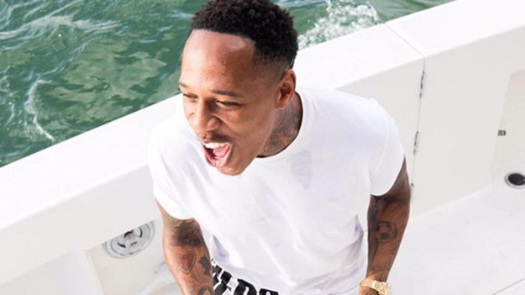 Nathaniel Clyne en un yate. Foto: Twitter (@nathaniel_clyne)