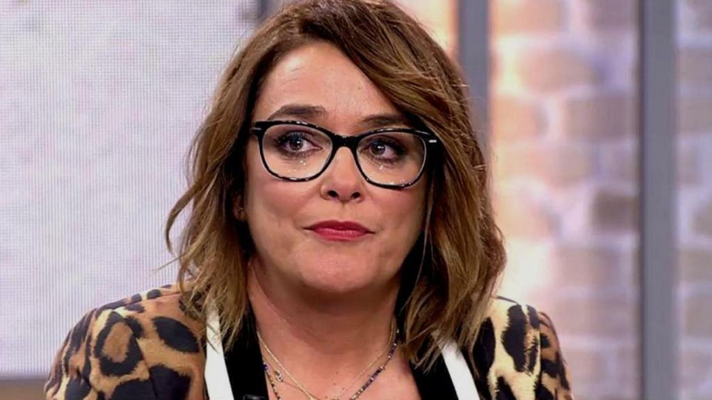 Toñi Moreno, emocionada en uno de sus últimos programas de 'Viva la vida'.