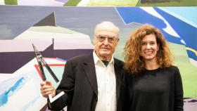 Image: Luis Gordillo, Andrea Galvani y Elena Alonso entre los premiados en ARCO