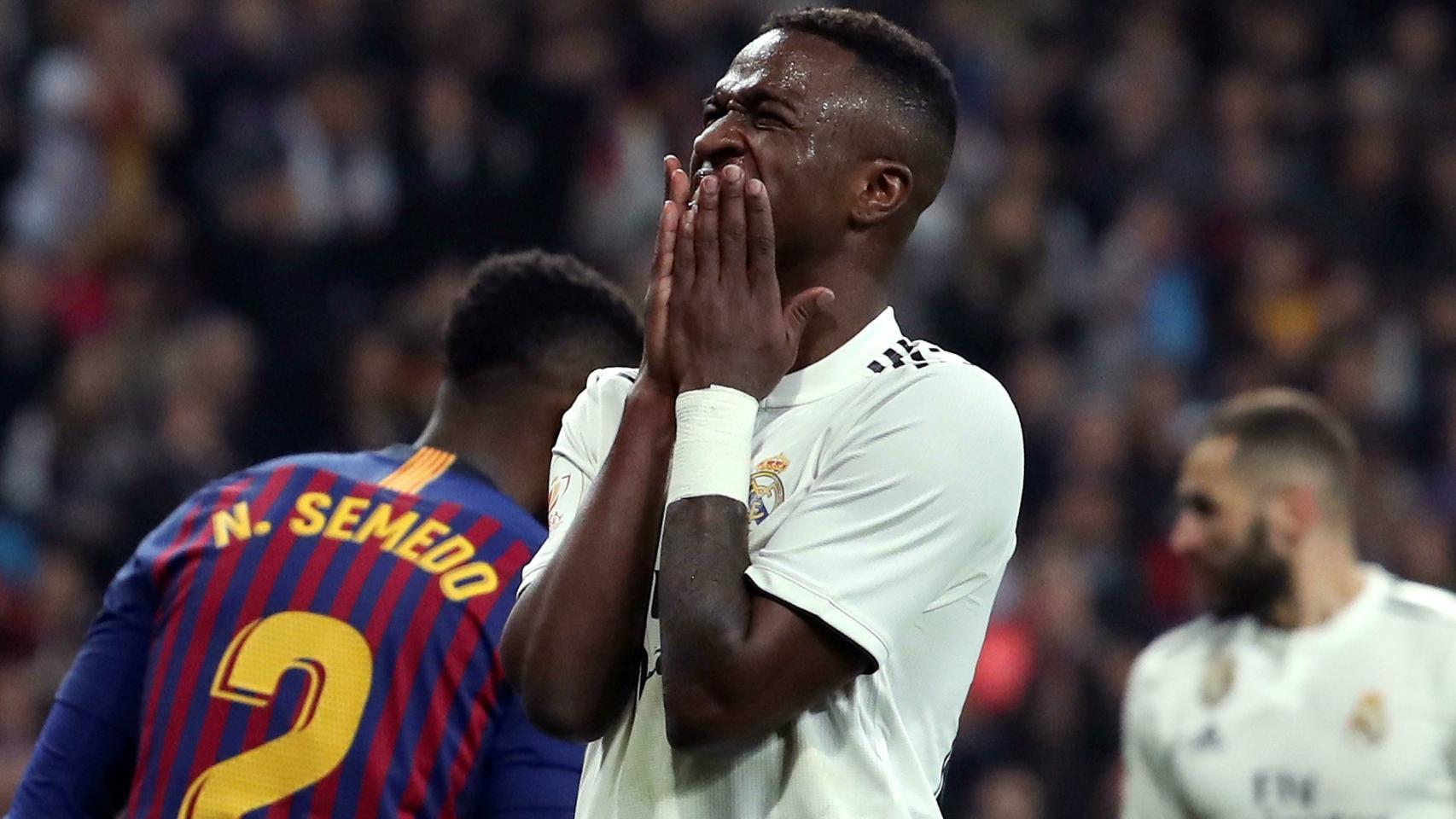 Vinicius se lamenta en El Clásico