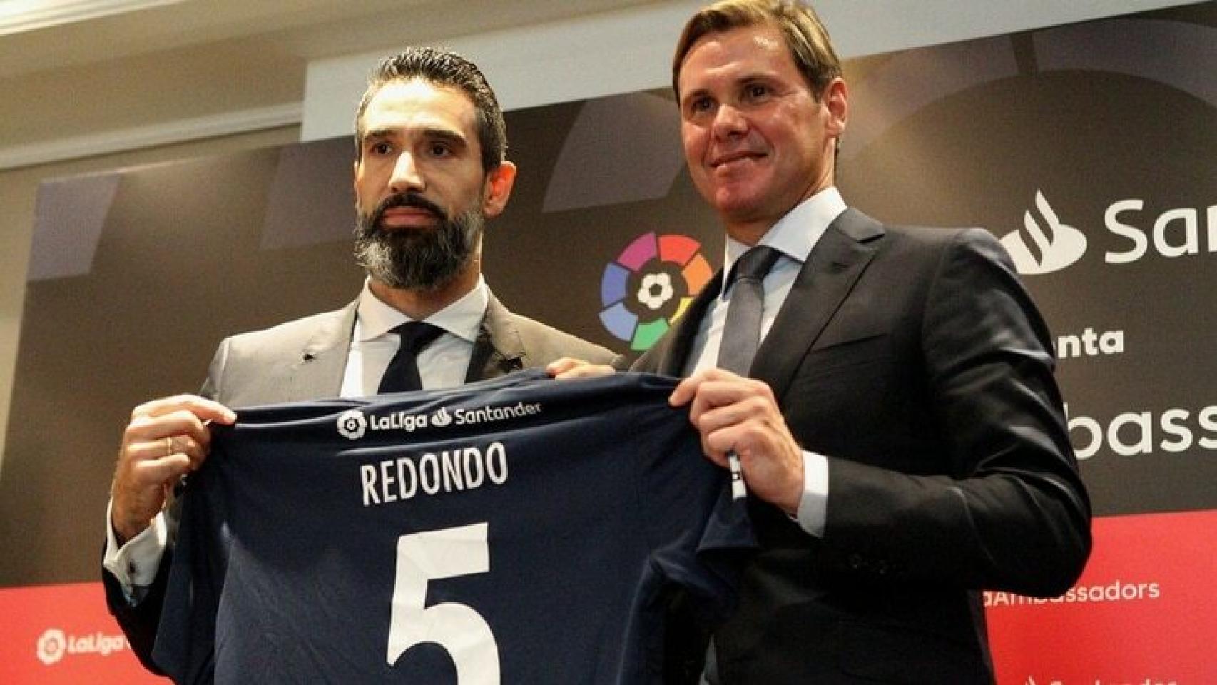 Fernando Redondo, junto a Fernando Sanz, en su presentación como embajador de LaLiga