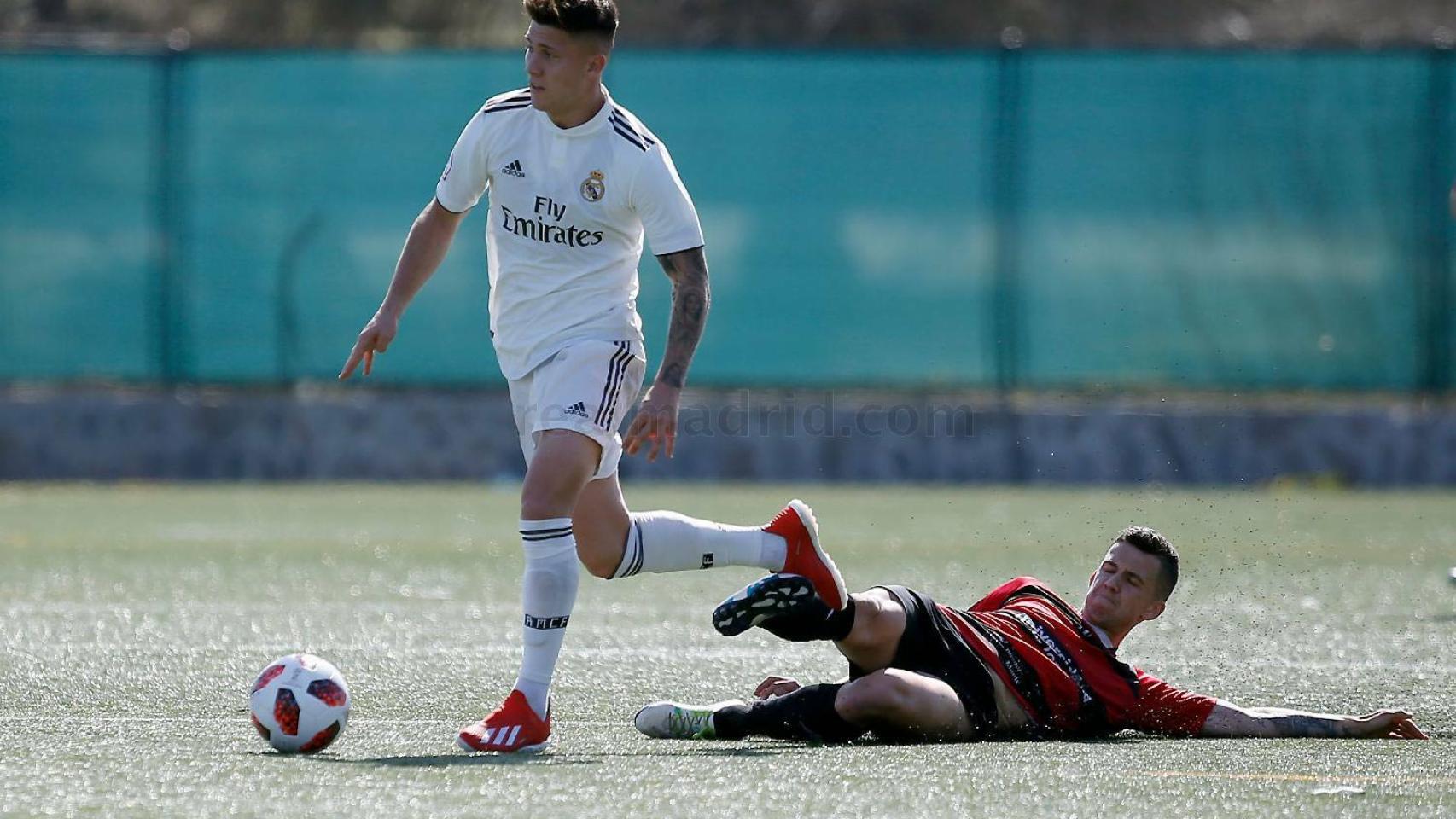 Cristo se zafa de un rival del Inter de Madrid