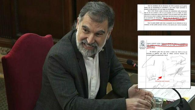 Cuixart, durante su declaración en el TS. Arriba, lo que afirmó ante Llarena