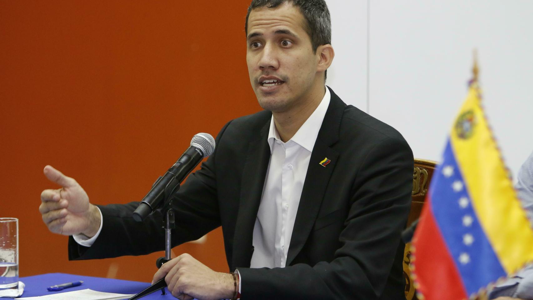 Juan Guaidó, durante la rueda de prensa en Salinas (Ecuador).