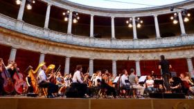 Imagen de uno de los ensayos del Festival de Granada, con Pablo Heras-Casado como director.