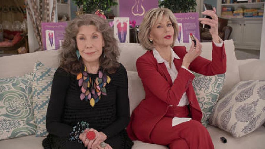 Grace y Frankie inician una odisea empresarial...