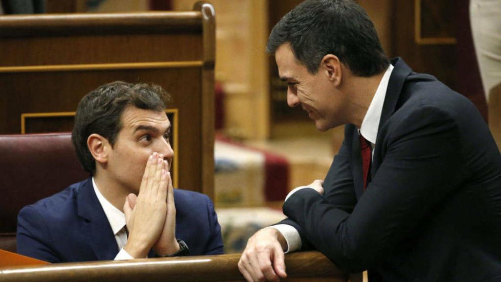 Rivera y Sánchez, en el Congreso.