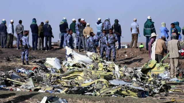 Restos del avión accidentado.