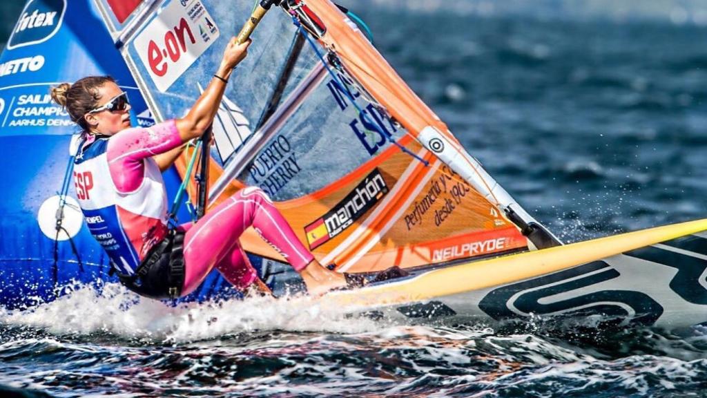 Blanca Manchón, durante una competición