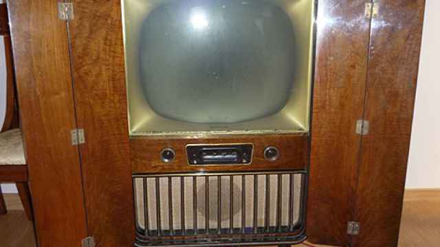 Uno de los primeros modelos de televisor vendidos en España