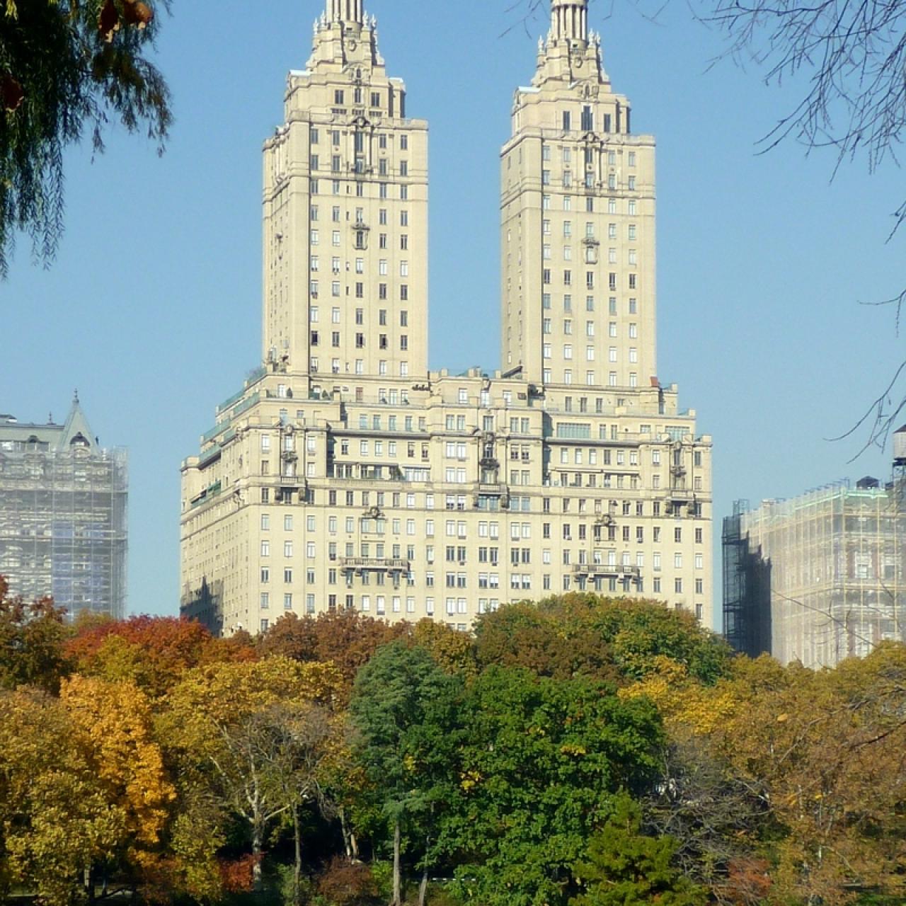 El edificio San Remo visto desde el Central Park.