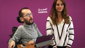 Pablo Echenique y Noelia Vera durante la rueda de prensa de Podemos.