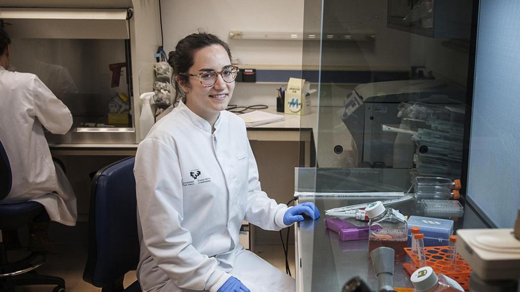 Itxaso García Orue, una de las autoras del estudio, en su laboratorio.