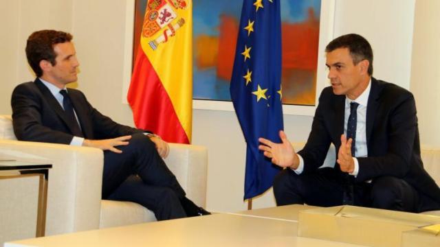 Pablo Casado y Pedro Sánchez.