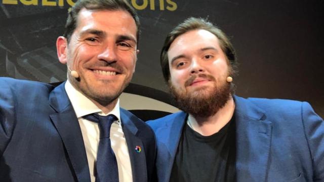 Casillas e Ibai en una gala de LaLiga. Foto: Twitter (@IkerCasillas)