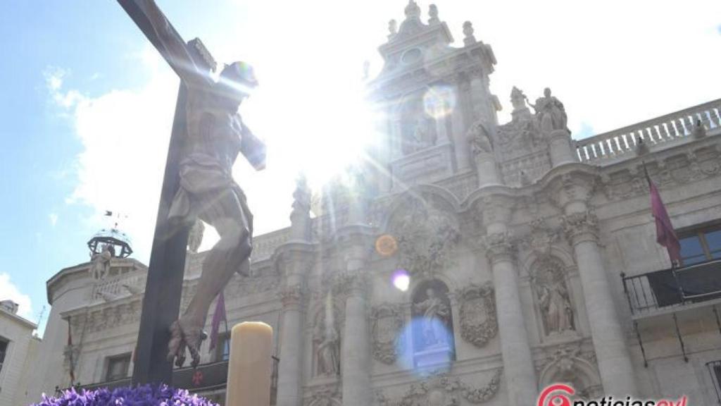 Valladolid-Semana-santa-cristo-de-la-luz-2018-067