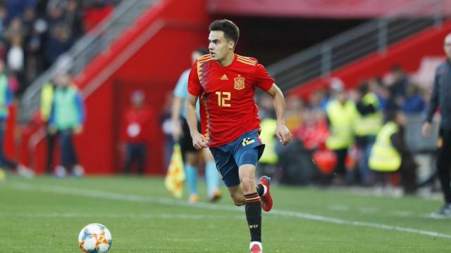 Reguilón con la selección española sub-21. Foto: Twitter (@sergio_regui)